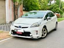 Toyota Prius S Touring 2013 Car