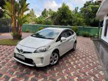 Toyota PRIUS S TOURING 2013 Car