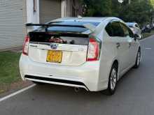 https://riyasewana.com/uploads/toyota-prius-s-2013-1821223712453.jpg