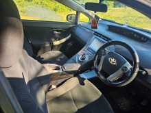https://riyasewana.com/uploads/toyota-prius-s-2013-198545112534.jpg