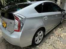 https://riyasewana.com/uploads/toyota-prius-s-2013-209142612062.jpg