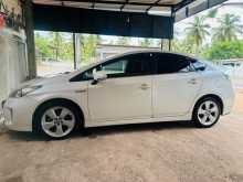 https://riyasewana.com/uploads/toyota-prius-s-2013-215383312132.jpg