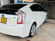 Toyota Prius S Touring 2012 Car