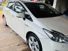 https://riyasewana.com/uploads/toyota-prius-s-2013-215383312823.jpg