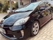 https://riyasewana.com/uploads/toyota-prius-s-2013-2213225612582.jpg