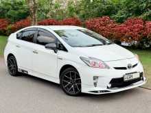 Toyota Prius S LED 2013 Car