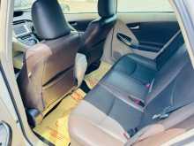 https://riyasewana.com/uploads/toyota-prius-s-2013-2612584212964.jpg