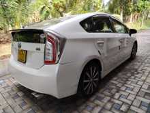 https://riyasewana.com/uploads/toyota-prius-s-2013-2617390612193.jpg