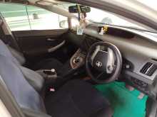 https://riyasewana.com/uploads/toyota-prius-s-2013-2617390612612.jpg