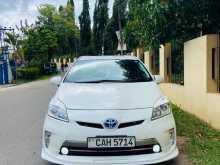 Toyota Prius S LED 2013 Car