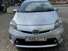 Toyota PRIUS S LED 2013 Car