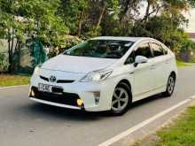 Toyota Prius S LED 2013 Car