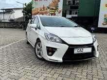 Toyota Prius S Grade 2013 Car