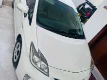 Toyota Prius S Limited 2013 Car
