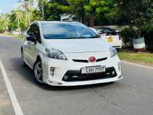 Toyota Prius S Touring 2013 Car