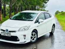 https://riyasewana.com/uploads/toyota-prius-s-2013-714172712712.jpg