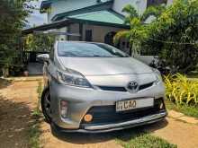 Toyota Prius S Grade 2013 Car