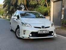 Toyota Prius S Led 2013 Car