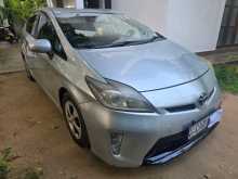 Toyota Prius S LED 2013 Car