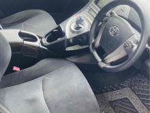 https://riyasewana.com/uploads/toyota-prius-s-2013462324225.jpg