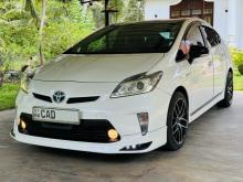 Toyota PRIUS S LED LIMITED 2014 Car
