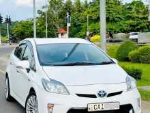 Toyota Prius S Led 2014 Car