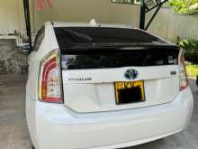 https://riyasewana.com/uploads/toyota-prius-s-2014-189395612102.jpg