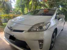 Toyota Prius S LED 2014 Car