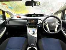 https://riyasewana.com/uploads/toyota-prius-s-2014-2317422312162.jpg