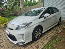 https://riyasewana.com/uploads/toyota-prius-s-2014-269113712724.jpg