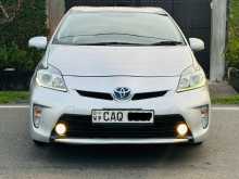 https://riyasewana.com/uploads/toyota-prius-s-2014-297443212413.jpg