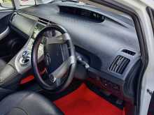 https://riyasewana.com/uploads/toyota-prius-s-2014-3121350412014.jpg