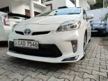 Toyota Prius S Grade 2014 Car