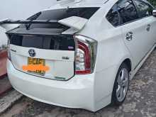 https://riyasewana.com/uploads/toyota-prius-s-2014-420574512433.jpg