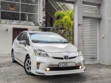 Toyota Prius S LED LIMITED 2014 Car