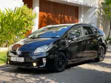 Toyota Prius S LED 2014 Car