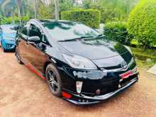 https://riyasewana.com/uploads/toyota-prius-s-2014-818212012662.jpg