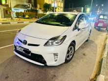 Toyota Prius S LED 2014 Car
