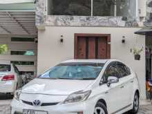 Toyota Prius S LED Limited 2014 Car