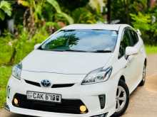 Toyota Prius S Led 2015 Car