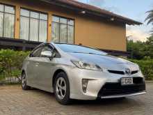 Toyota Prius S Led 2015 Car