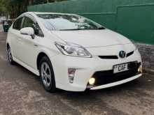 Toyota Prius S LED 2015 Car