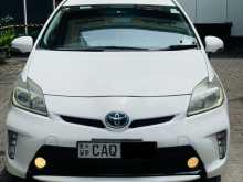 Toyota Prius S LED 2016 Car