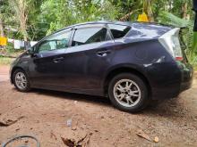 https://riyasewana.com/uploads/toyota-prius-s-20829426595.jpg