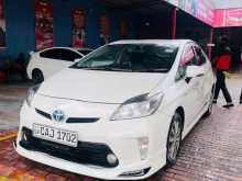 https://riyasewana.com/uploads/toyota-prius-s-21040494012.jpg