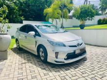 https://riyasewana.com/uploads/toyota-prius-s-2110583024991.jpg