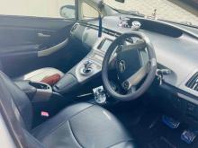 https://riyasewana.com/uploads/toyota-prius-s-2110583124052.jpg