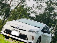 Toyota Prius S 2013 Car
