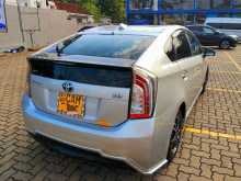 Toyota Prius S Led 2013 Car