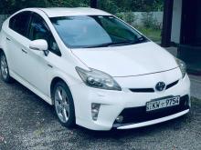 https://riyasewana.com/uploads/toyota-prius-s-212202516725.jpg